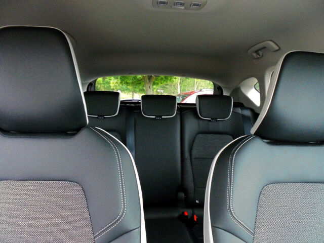 Renault Captur TCe 130 GPF Intens,Vollausstattung ! (306972987)