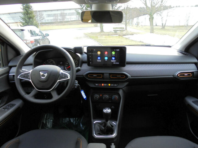 Dacia Sandero III Stepway Essential Plus (324046835)
