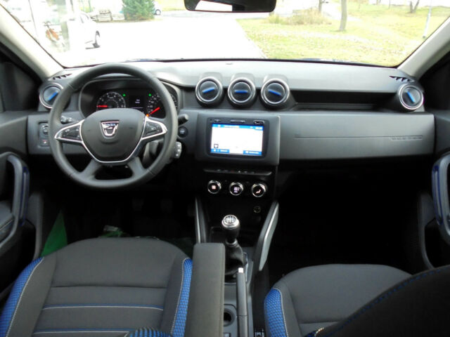 Dacia Duster TCe 100 ECO-G 2WD Celebration, Voll !!! (324052232)