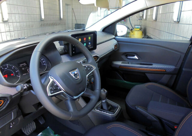 Dacia Sandero TCe 90 CVT Stepway Comfort Automatik !!! (324973677)
