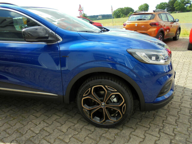 Renault Kadjar TCe 140 GPF "Black Edition"Bose,Voll ! (326976503)