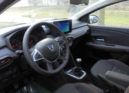 Dacia Sandero III Stepway Essential Plus (324046835)
