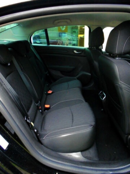Renault MEGANE GRANDCOUPE TCe140 LIMITED / 5-T-Coupe ! (326526094)