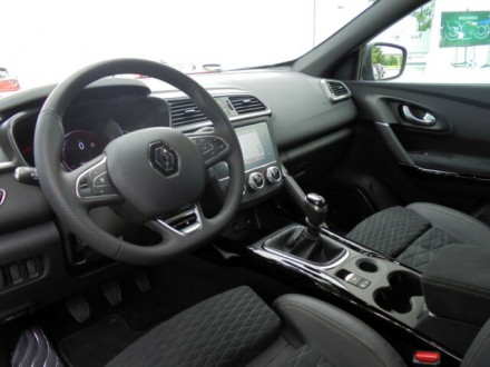 Renault Kadjar TCe 140 GPF "Black Edition"Bose,Voll ! (326976503)